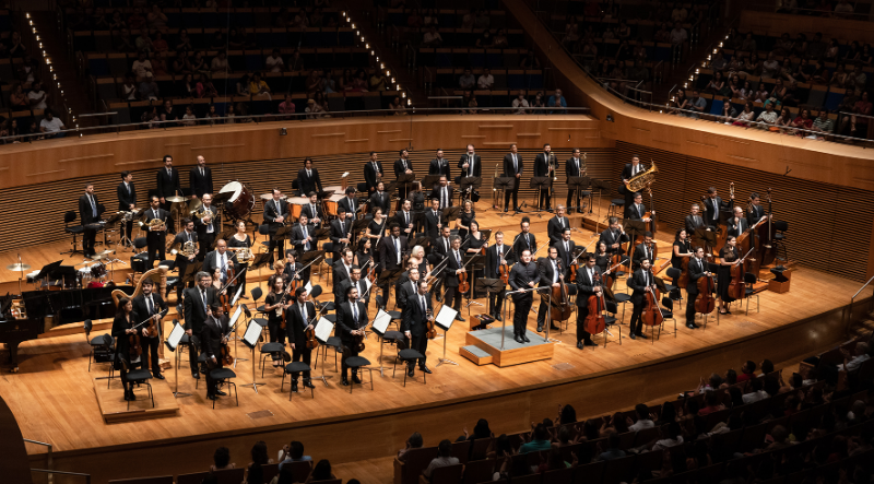 Filarmônica de Minas Gerais promove concerto no Theatro da Paz