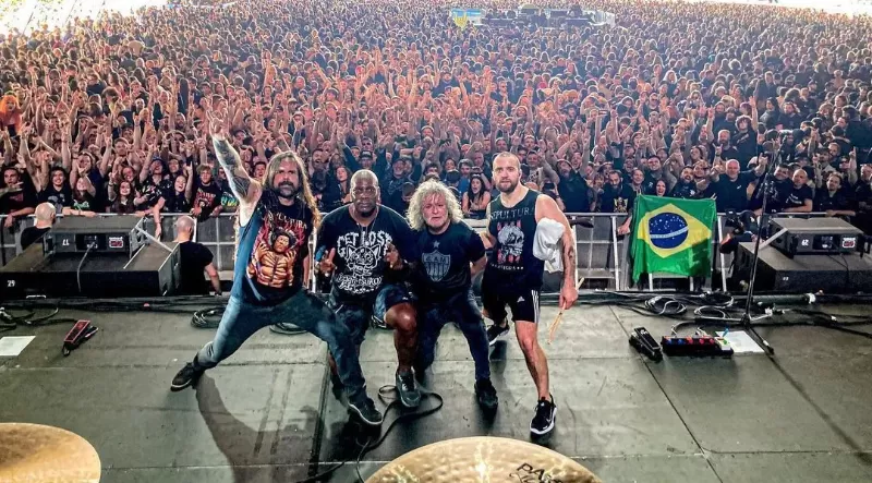 Sepultura anuncia show de despedida após mais de 40 anos de carreira 