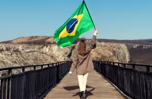 Bonito e inseguro: pesquisa inédita revela como Brasil é visto no mundo