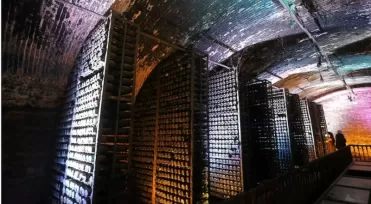 Geórgia abre adega histórica com vinhos ligados a Stalin e Napoleão