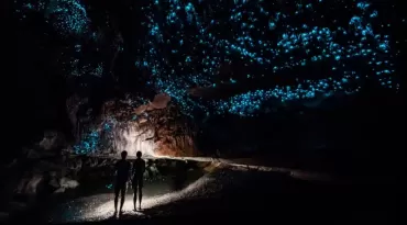Bioluminescência: conheça 11 destinos ao redor do mundo onde o mar ganha um brilho extraordinário